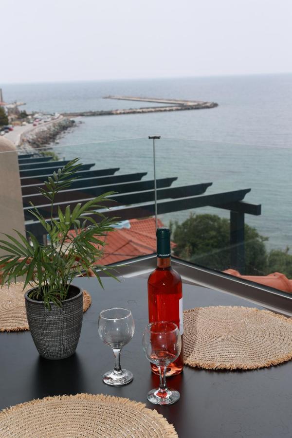 פלומרי Paris-Irini Studios And Apartments מראה חיצוני תמונה