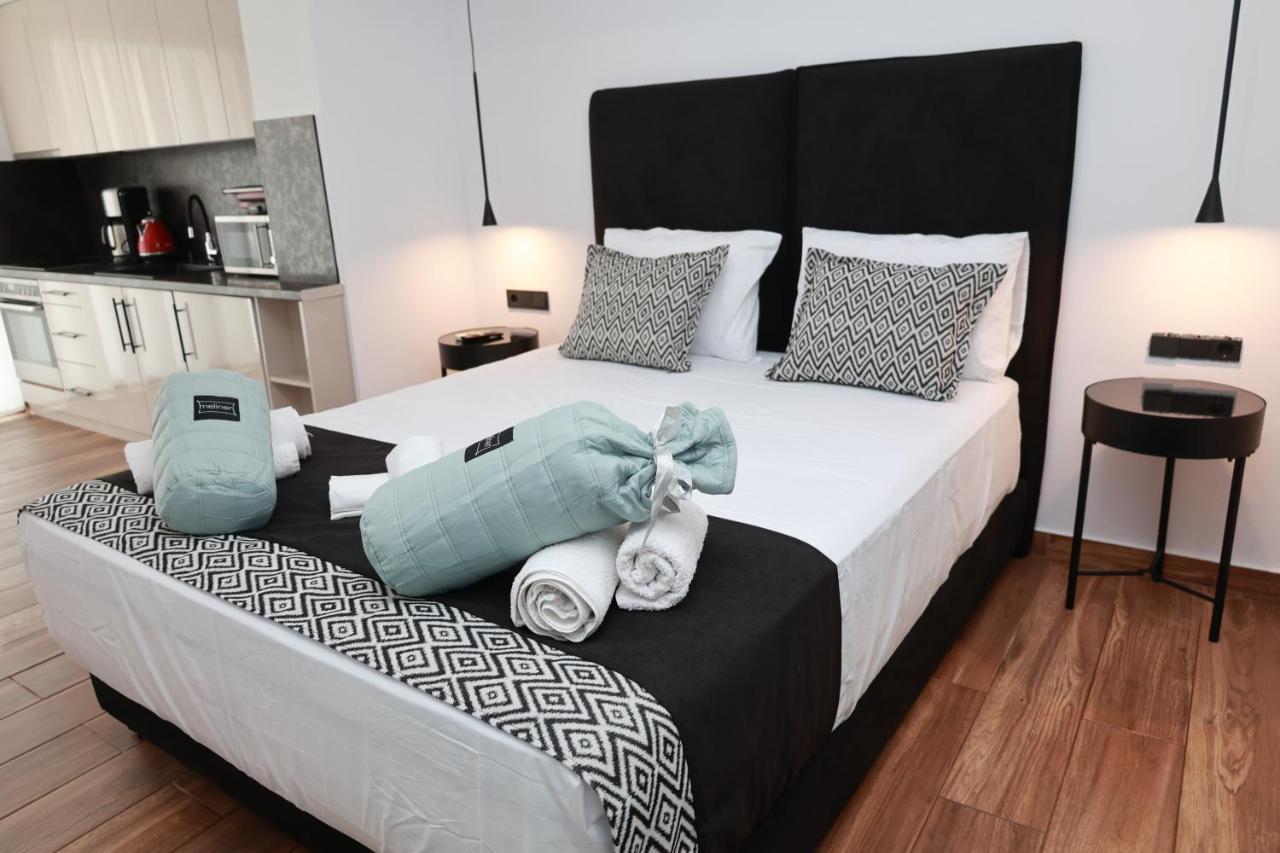 פלומרי Paris-Irini Studios And Apartments מראה חיצוני תמונה