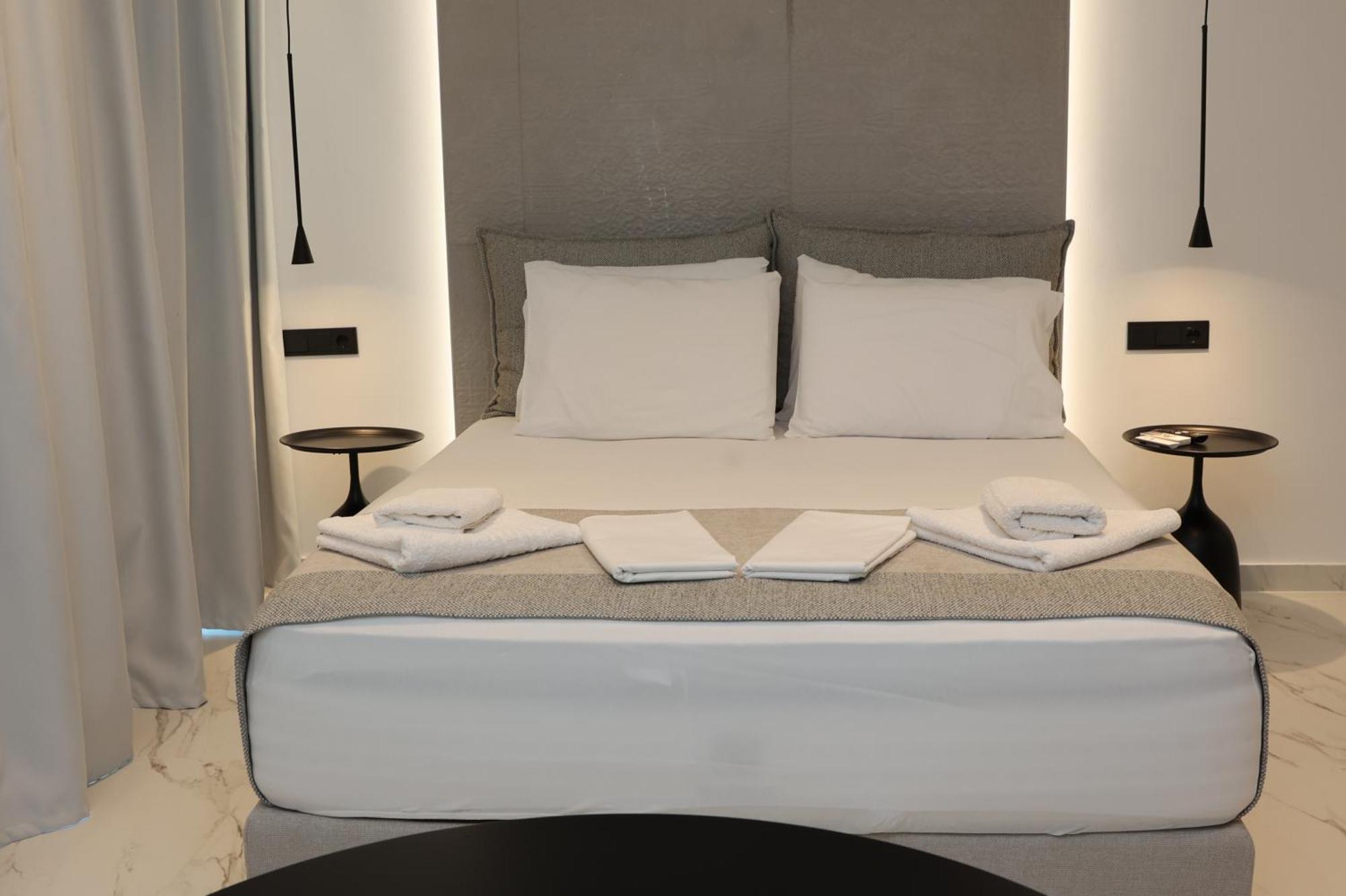 פלומרי Paris-Irini Studios And Apartments מראה חיצוני תמונה